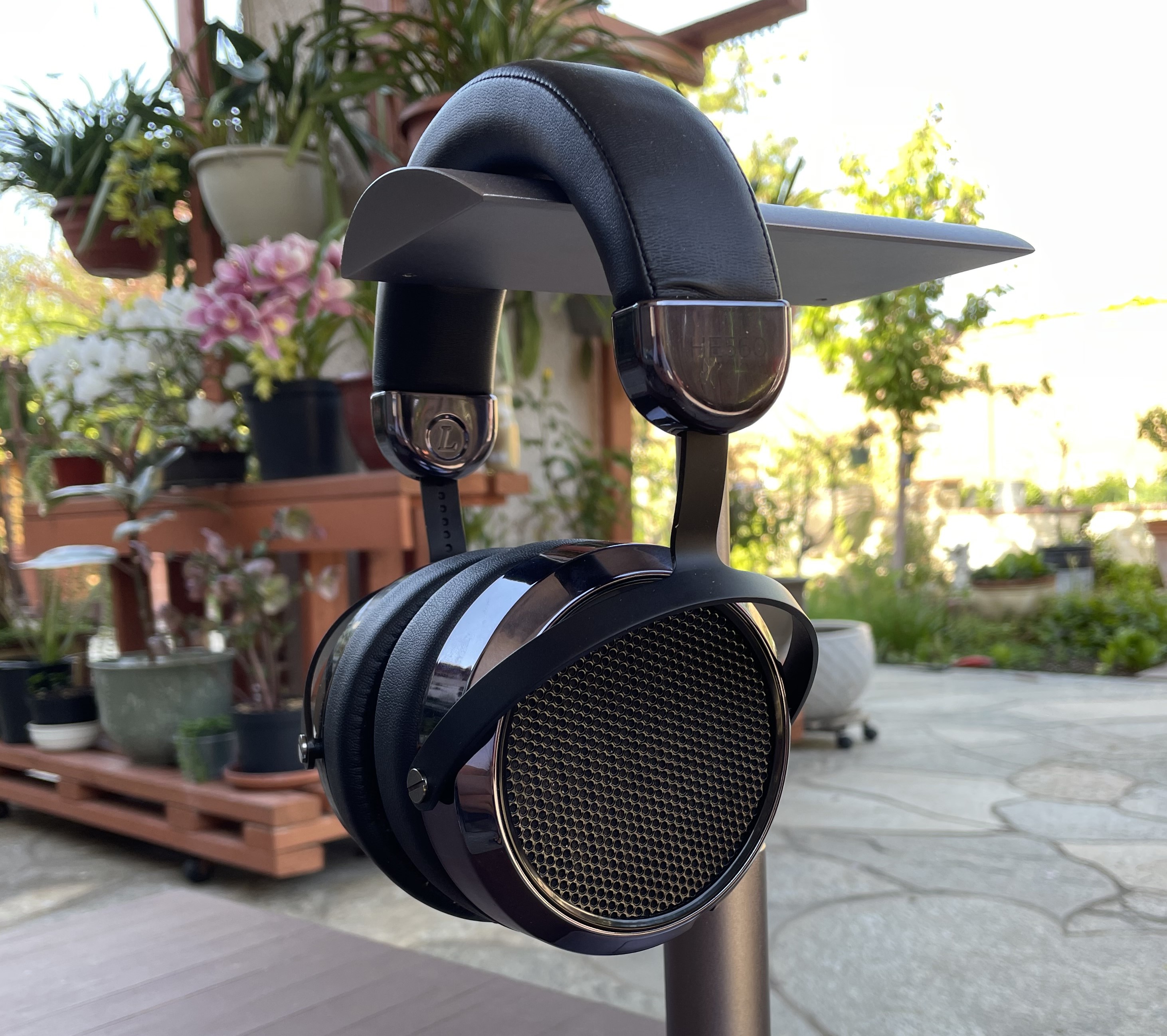 HIFIMAN HE-560 V4, Planar Magnetic Headphone, Review